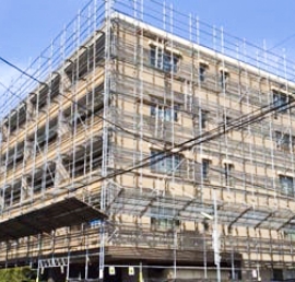 外装専科 コラム マンションの大規模修繕の足場費用はどれくらい？　安く抑えるポイントも解説のイメージサムネイル画像